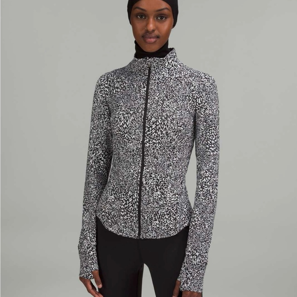 Lulu lemon instill Black and White Patterned Zip-Up Jacket
